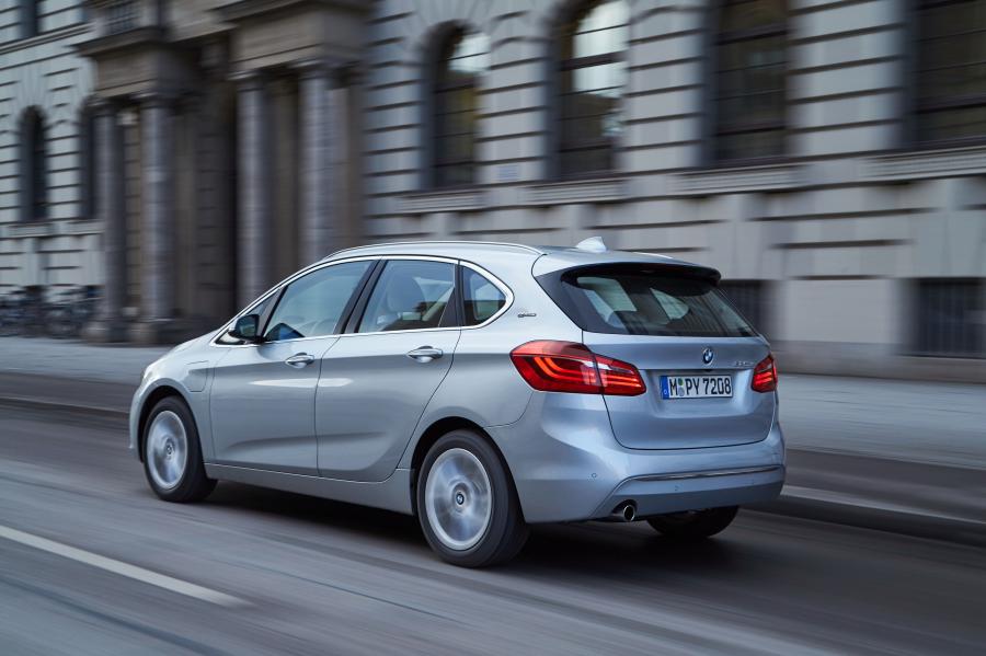  BMW 225xe Active Tourer (F45) 2016 года  (WW) (фото 38 из 50)